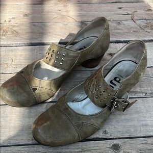 Women's Olive Green Mary Jane Shoes